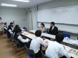 http://www.edu.kobe-u.ac.jp/kuss-top/school/images/2016/sgh/160512-04.jpg