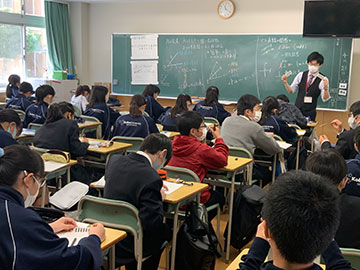 数学科の授業の様子４