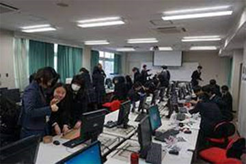 技術・情報科の授業の様子1