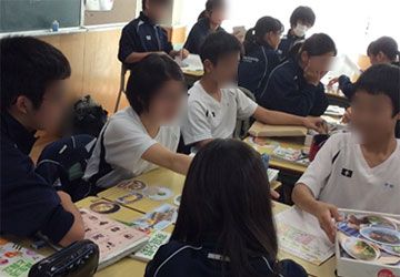 家庭科の授業の様子1