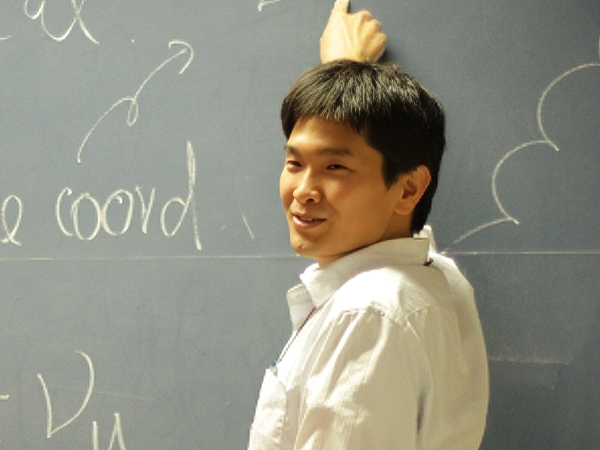 佐治 健太郎 教授